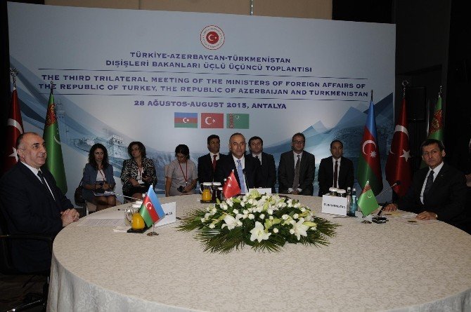 Bakan Çavuşoğlu, Libya’ya Vize Uygulanmasının Nedenini Açıkladı
