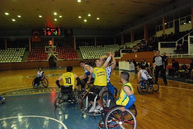 Büyükşehir 11’de 11 Yaptı