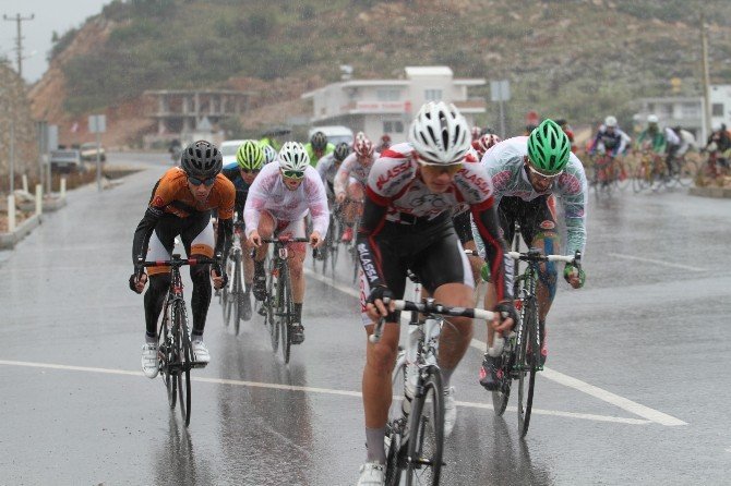 Pedallar Alanya’da Çevriliyor