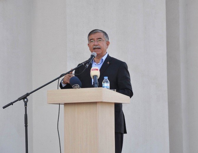 Tbmm Başkanı İsmet Yılmaz: “Şehitler Bu Bayrak İnmesin Diye Can Verdiler”
