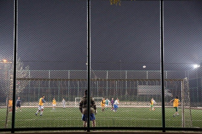 Halı Sahadaki Ölümlere Dikkat