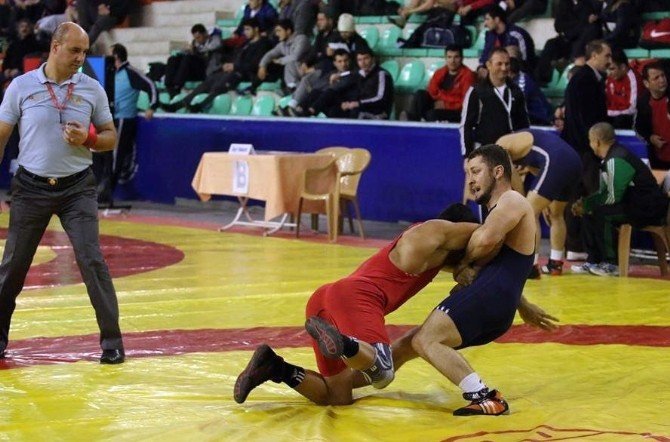 Malatya Büyükşehir Güreş Takımı Play-off’ta