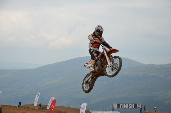 Gemlik’te Motokros Heyecanı