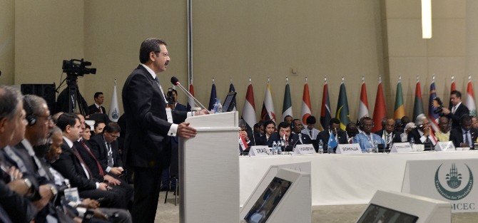 Hisarcıklıoğlu: "İslam Ülkeleri, Gelir Adaleti Ve Zenginlik İçin Ticareti Artırmak Zorunda"