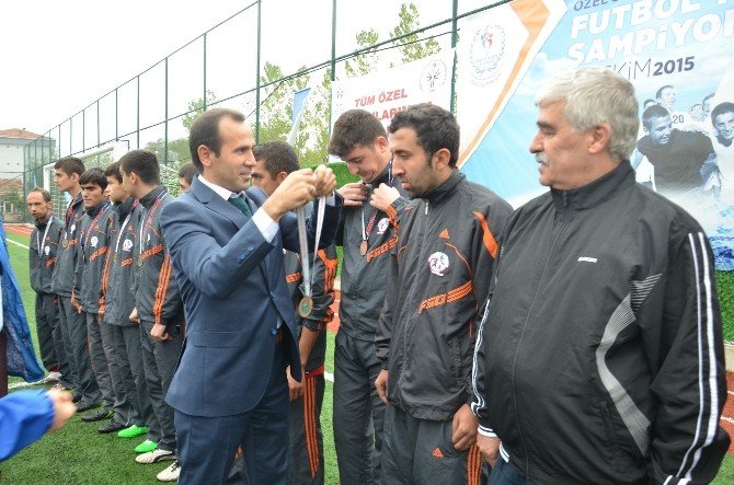 Özel Şampiyona’da Muğla Dalaman Şampiyon