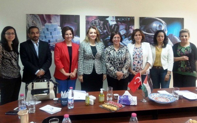 Atasoy, Filistin’de Paltrade Ticaret Merkezini Ziyaret Etti