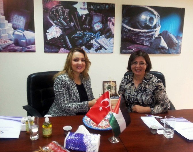 Atasoy, Filistin’de Paltrade Ticaret Merkezini Ziyaret Etti