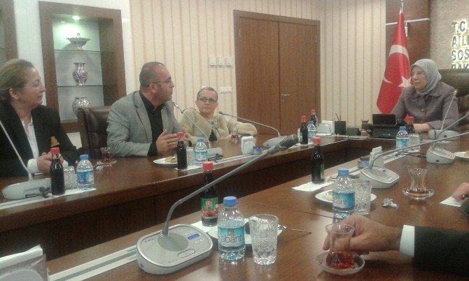Engelliler Federasyonu Yöneticileri Kahraman Ve Ramazanoğlu İle Görüştü