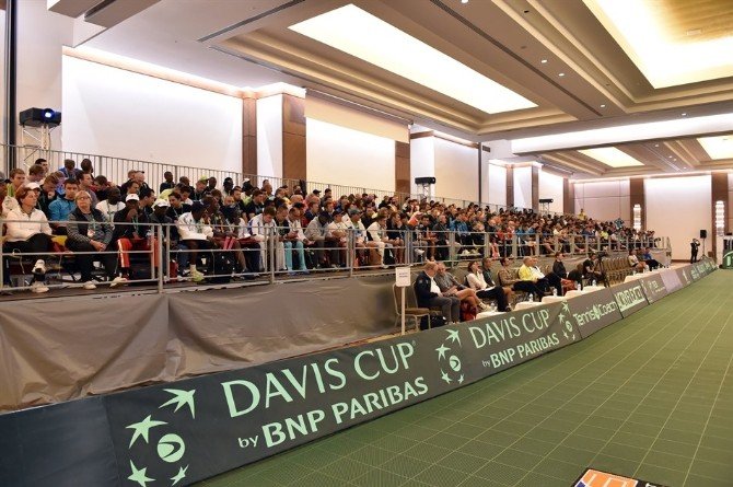 Dünya Tenis Koçları Konferansı Sürüyor