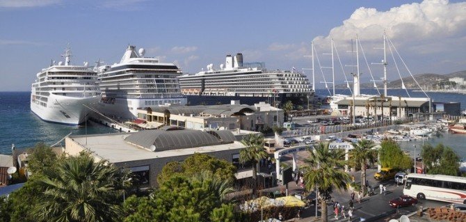 Kuşadası’na Yapılacak 52 Turist Gemisi Seferi İptal Oldu