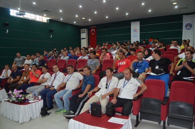 Trabzon’da Antrenörlere 