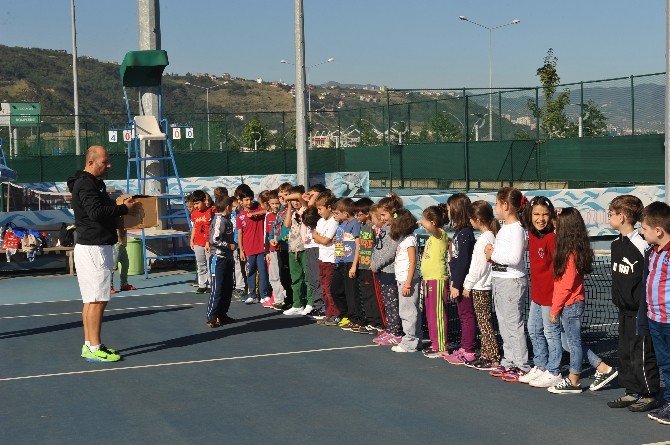Trabzon’da “Geleceğin Yıldızları’ Projesi Devam Ediyor