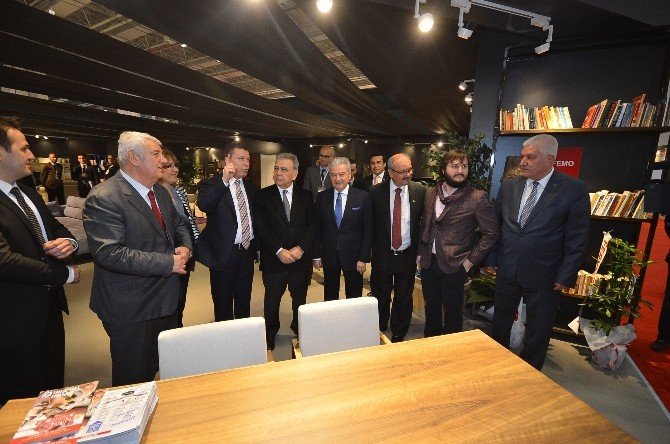 İzmir Mobilya Fuarı Kapılarını Açtı