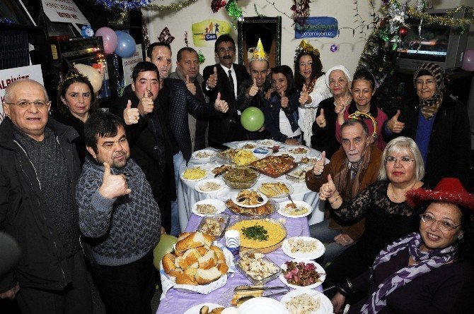 ’Yüz’ Bulup Nakil Bekleyenleri Unutmadılar