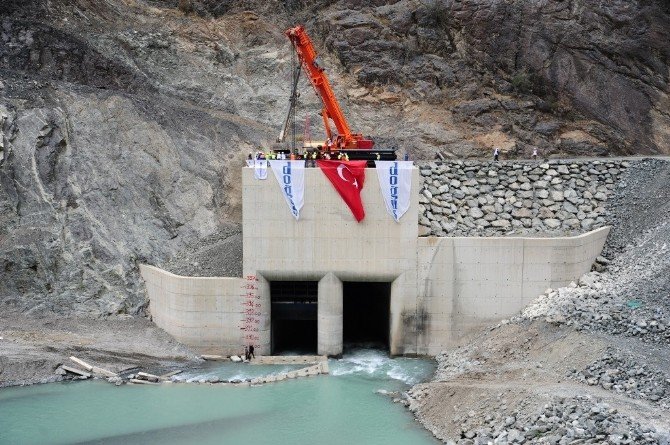 Artvin Barajı Su Tutmaya Başladı