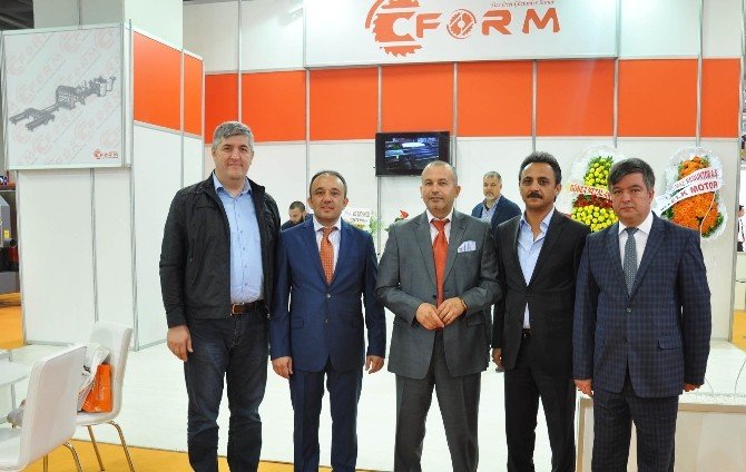 İnegöl Mobilyanın Yanı Sıra Teknolojide De İddialı