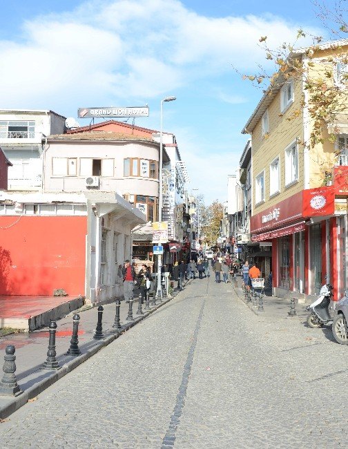 Tuzla, Sandık Başına Gidiyor