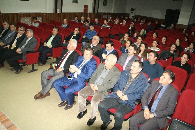 Devrek İlçe Milli Eğitim Müdürlüğü’nden Velilere Ve Öğretmenlere Yönelik Egitim Semineri