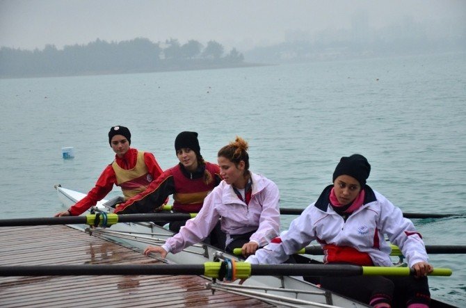 U19 Kürek Kadın Milli Takımı Adana’da Kampa Girdi