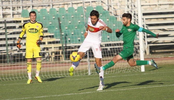 Akhisarlı Gençler, Sivasspor’a Direnemedi