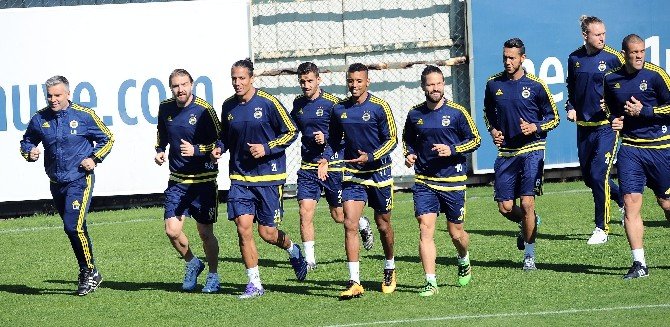 Fenerbahçe, Lokomotıv Moskova Maçının Hazırlıklarına Başladı