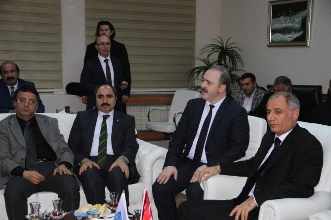 Bakanlar Van’dan Ayrıldı