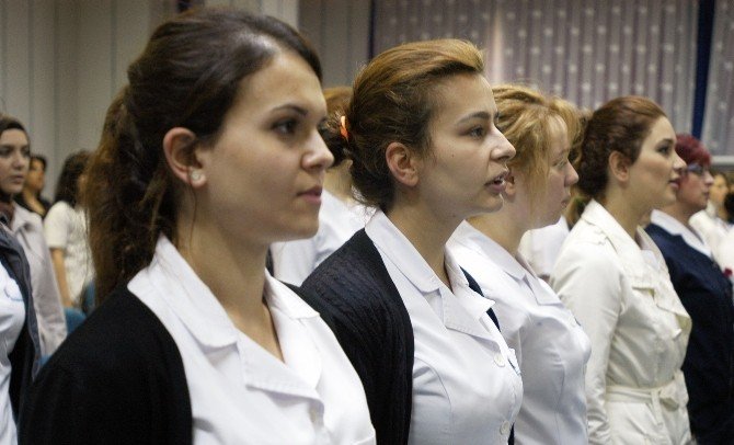Uludağ Üniversitesi Tıp Fakültesi Hastanesine 100 Hemşire Alınacak