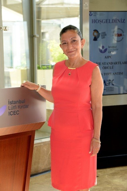 Güniz Atış Azrak İstanbul Lütfi Kırdar’ın 2016 Hedeflerini Açıkladı