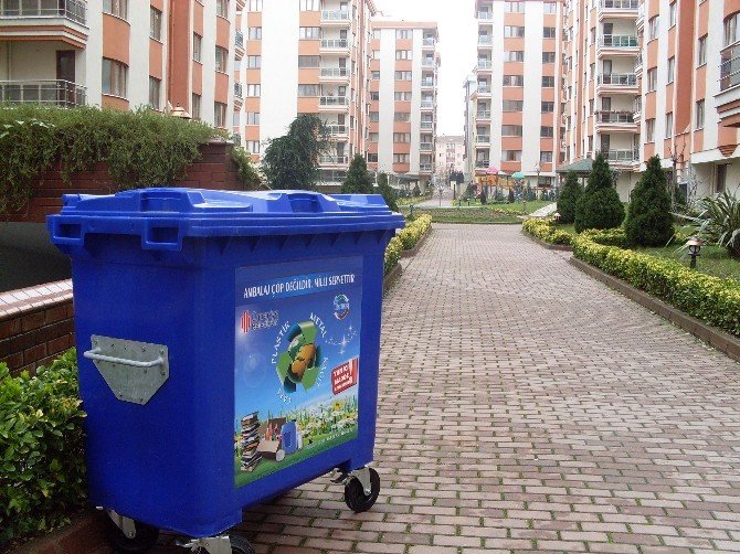 Ümraniye Belediyesi Geri Dönüşüm Çalışmalarını Sürdürüyor