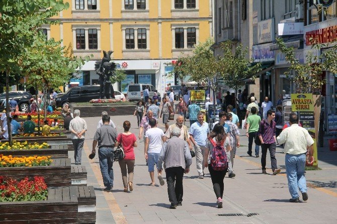 Güneşe Bağlı Cilt Kanserine Karşı Uzmanlar Uyardı