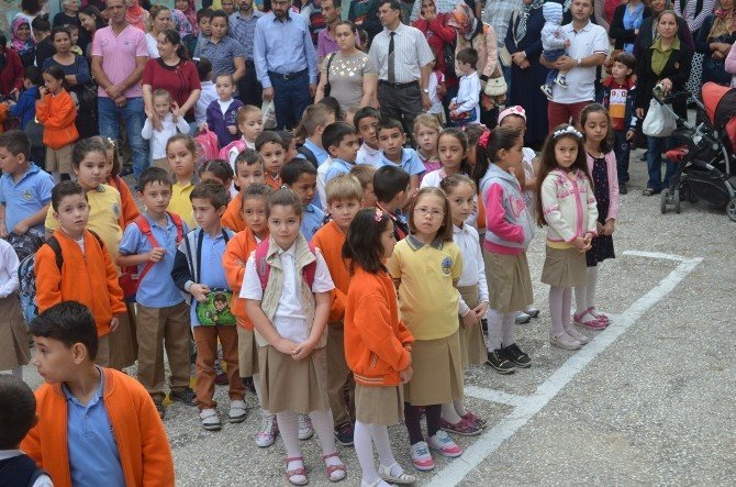 Okulların Açılmasıyla Enfeksiyonlar Artıyor