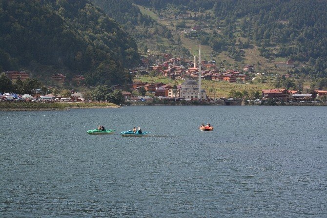 Uzungöl’de Bayram Hareketliliği