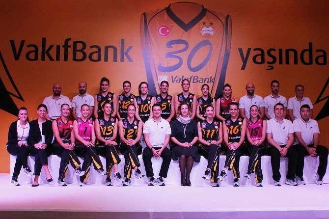 Vakıfbank Voleybol Takımı Yeni Sezonu Açtı