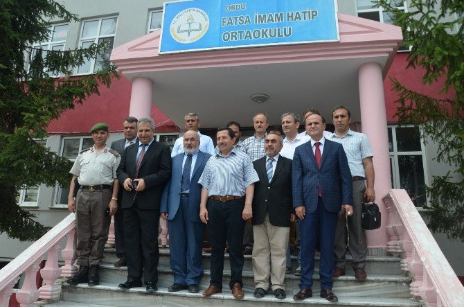 Vali Balkanlıoğlu, İmam Hatip Binasını İnceledi