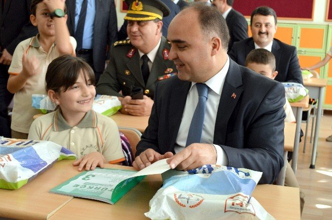 Kastamonu’da 57 Bin Öğrenci, Ders Başı Yaptı