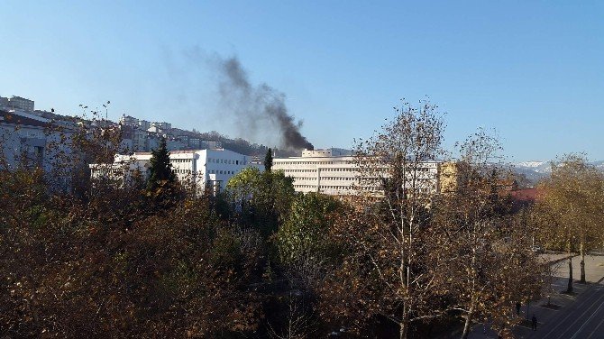 Fabrika Bacası Değil Valilik Bacası