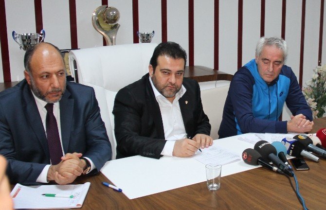 Elazığspor, Coşkun Demirbakan’a Emanet