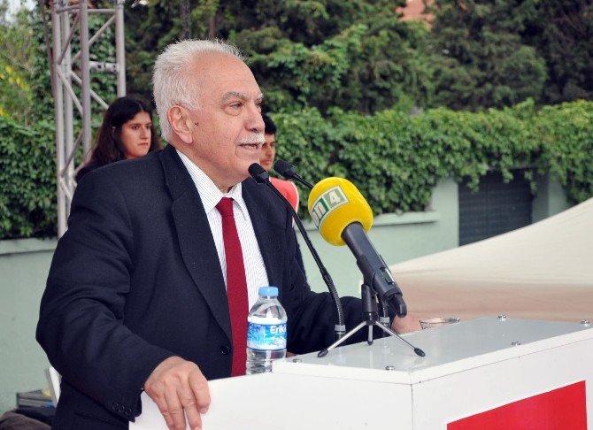 Doğu Perinçek İzmirli Seçmenden Yetki İstedi