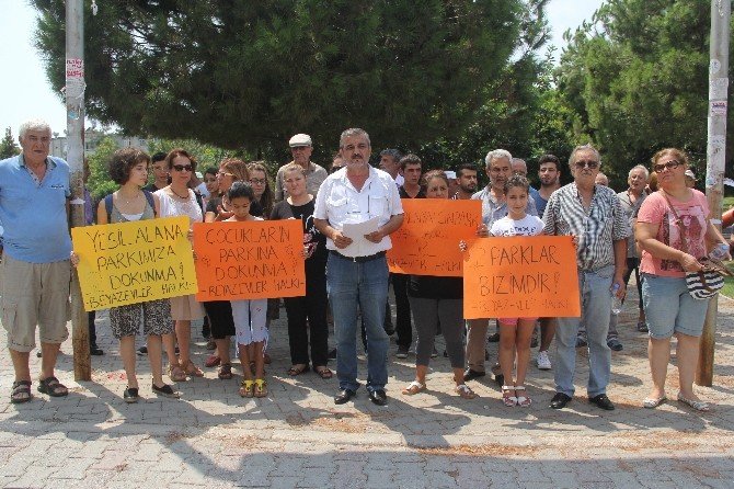 Parkta İnşaata Mahalle Sakinlerinden Tepki