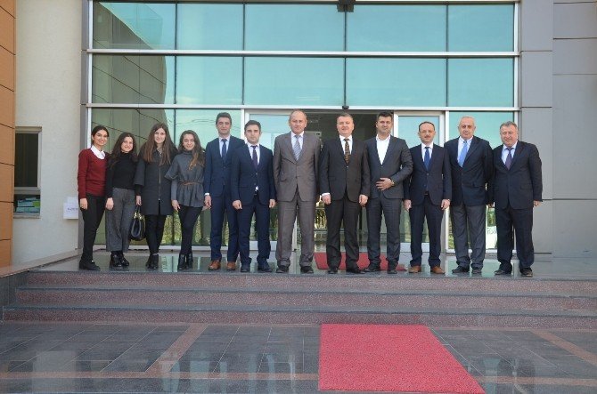 Fatso’ya Vergi Haftası Ziyareti
