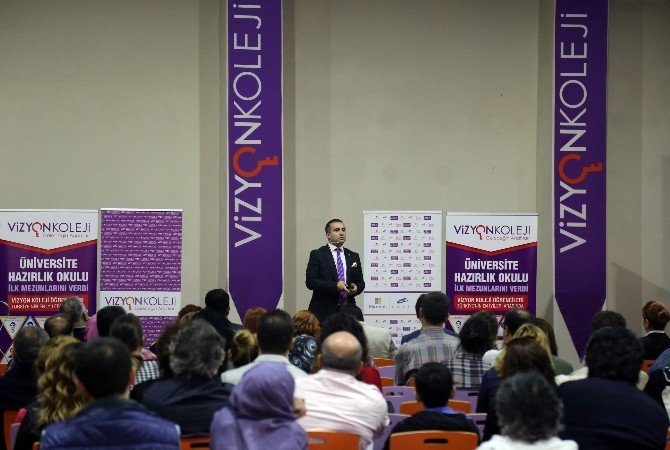 Vizyon Kolejinde Akademik Sunum Etkinliği