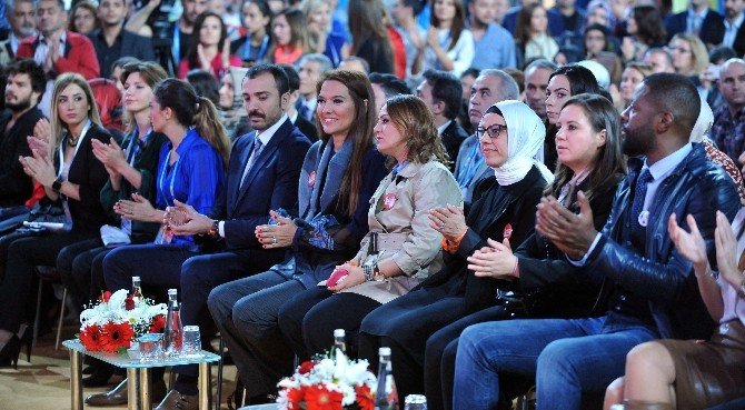 Özbayraktar: “Kadına Şiddete Dur Diyeceğiz”