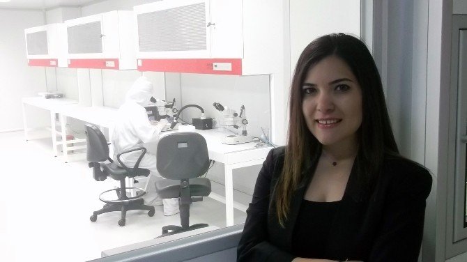 Türkiye’de Bir İlk: Katarakt Hastalarının “Kedigözü” Şikâyetine Çare Bulundu