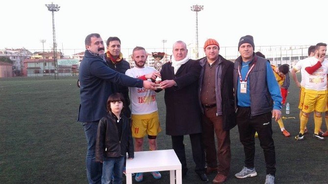 Yalova 1. Amatör Küme’de Taşköprüspor Şampiyon Oldu