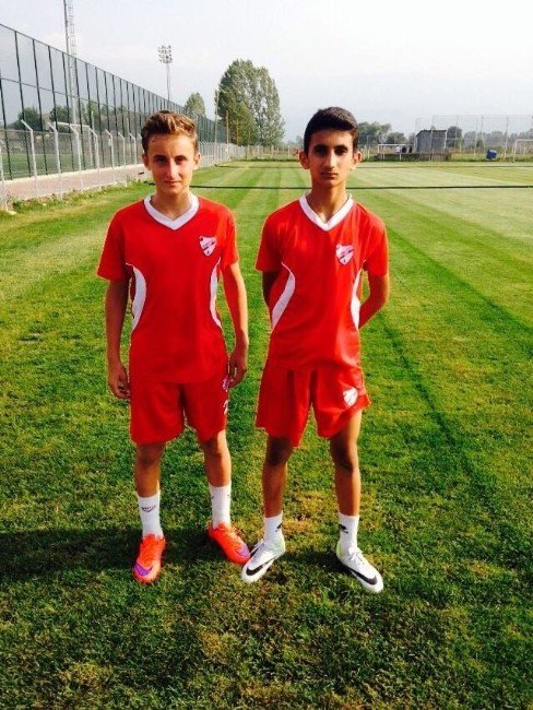 Yalova’nın Genç Kramponları Boluspor’a Transfer Oldu