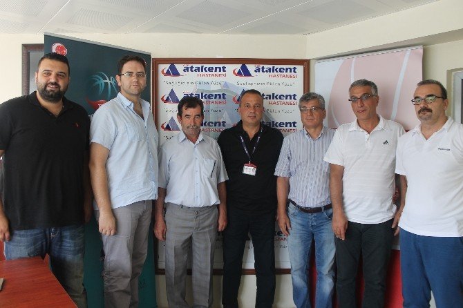 Yalova Belediyespor’un Sağlık Sponsoru Atakent Hastanesi Oldu