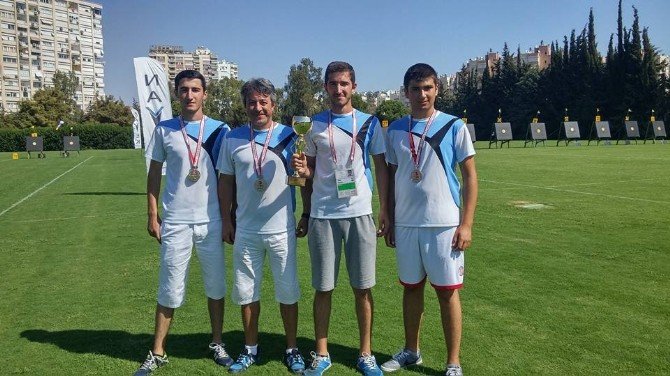 Yalova Gençlik Hizmetleri Spor Kulübü Türkiye İkincisi Oldu
