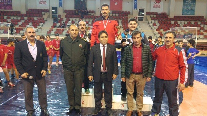 Yalova’da Güreş Şöleni