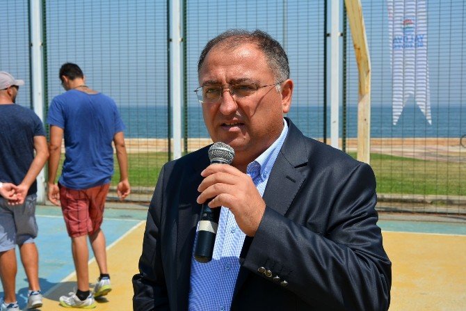 Uluslararası Plaj Voleybolu Ve Sokak Basketbolu Start Aldı