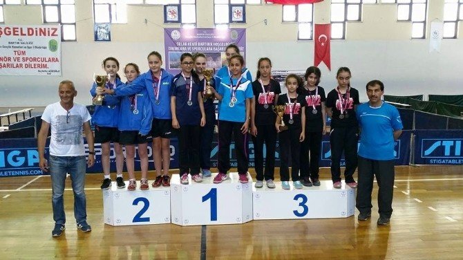 Yalovalı Raketler Bartın’da 4 Kupa Ve 10 Madalya Kazandı